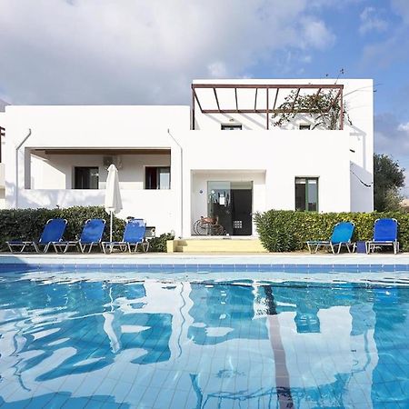 Eva Suites & Apartments Agia Marina  Exterior photo