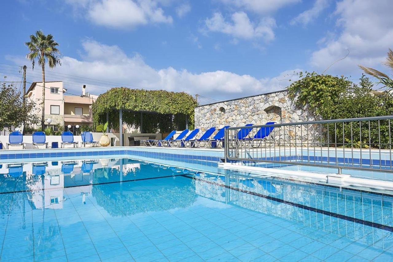 Eva Suites & Apartments Agia Marina  Exterior photo